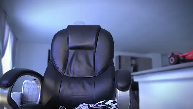 Frank Farrell online show from 12, 10, 2025