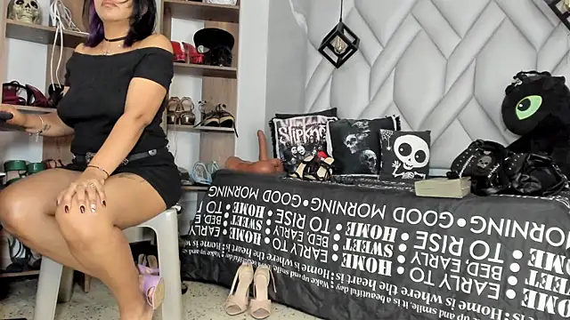 MirandaHaguen online show from 1, 7, 2026
