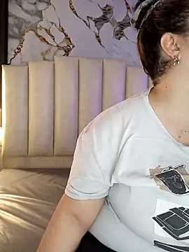 mollieblue69 online show from 4, 2, 2026