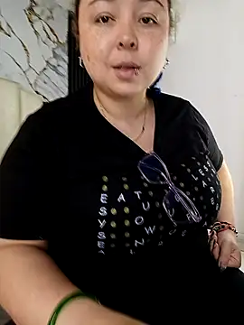 Snapshot of mollieblue69 chatting on 24, 11, 2025 mollieblue69 online show from 24, 11, 2025