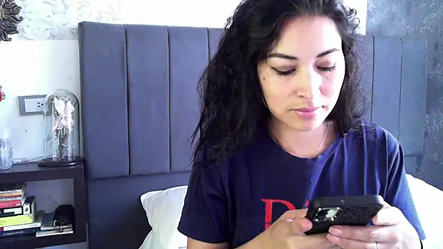Sweet-Angie online show from 18, 3, 2025