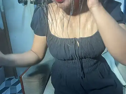 Snapshot of asian-doll chatting on 12, 7, 2026 asian-doll online show from 12, 7, 2026