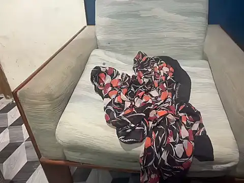 asian-doll online show from 20, 12, 2025