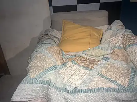 asian-doll online show from 21, 4, 2026