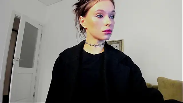 Snapshot of Kossie_ chatting on 19, 10, 2025 Kossie  online show from 19, 10, 2025
