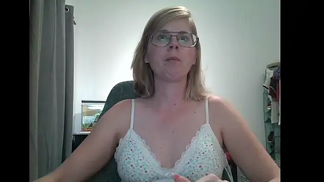 Snapshot of SavannaGirly chatting on 26, 2, 2025 SavannaGirly online show from 26, 2, 2025