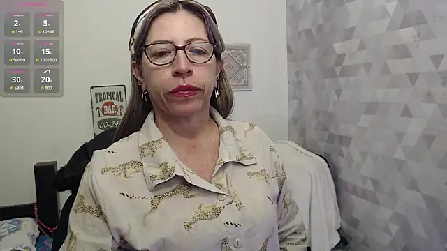 Snapshot of Chayla_Ruiz chatting on 15, 9, 2025 Chayla Ruiz online show from 15, 9, 2025