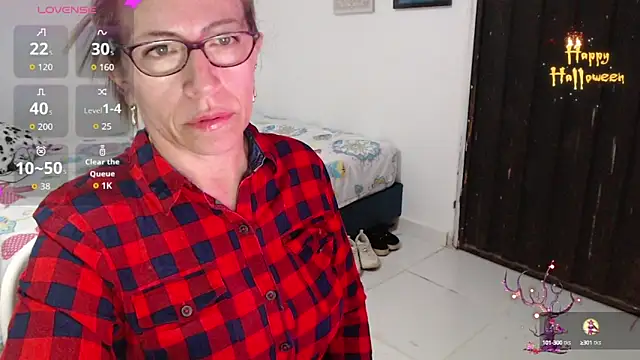 Snapshot of Chayla_Ruiz chatting on 15, 10, 2025 Chayla Ruiz online show from 15, 10, 2025