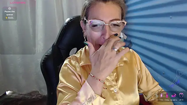 Snapshot of Chayla_Ruiz chatting on 3, 6, 2026 Chayla Ruiz online show from 3, 6, 2026