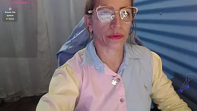 Snapshot of Chayla_Ruiz chatting on 23, 5, 2026 Chayla Ruiz online show from 23, 5, 2026