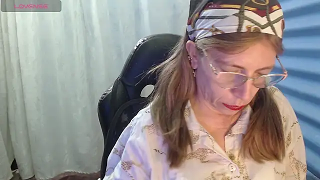 Chayla Ruiz online show from 29, 3, 2026