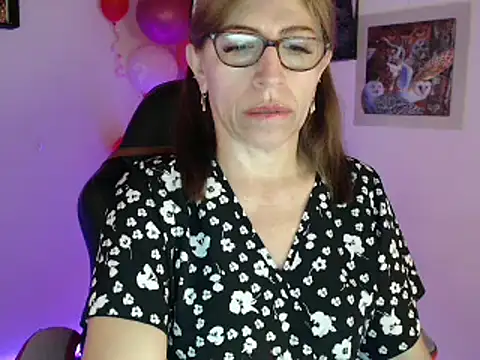 Snapshot of Chayla_Ruiz chatting on 21, 2, 2025 Chayla Ruiz online show from 21, 2, 2025