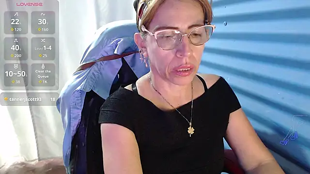 Snapshot of Chayla_Ruiz chatting on 17, 5, 2026 Chayla Ruiz online show from 17, 5, 2026