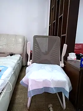 LILYsweetfcup online show from 1, 3, 2026