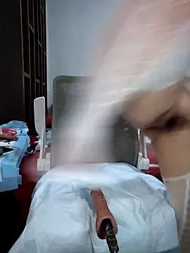 LILYsweetfcup online show from 13, 3, 2026