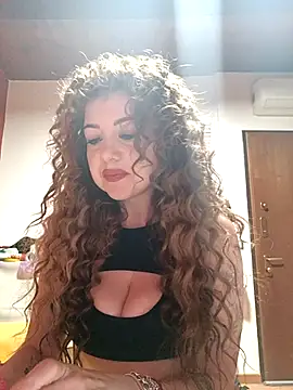 CurlyElisa online show from 4, 5, 2026