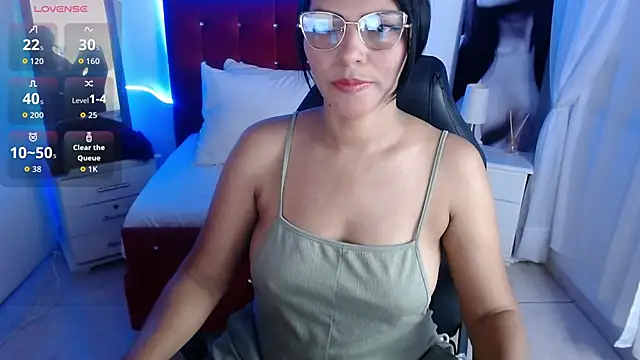 Wanda Milf online show from 2, 10, 2025