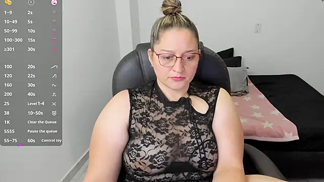 alejandra milf  online show from 19, 12, 2025