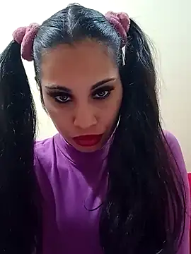 Snapshot of molymeneses chatting on 18, 5, 2026 molymeneses online show from 18, 5, 2026