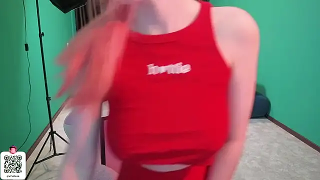 Maya Viola online show from 8, 3, 2026