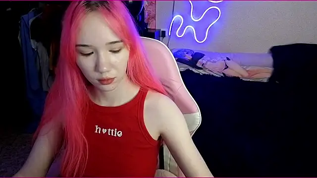 Snapshot of Maya_Viola chatting on 21, 10, 2025 Maya Viola online show from 21, 10, 2025