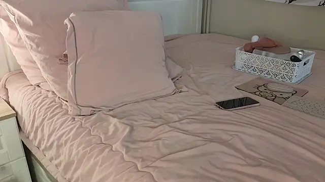 LisaSweetie online show from 20, 11, 2025