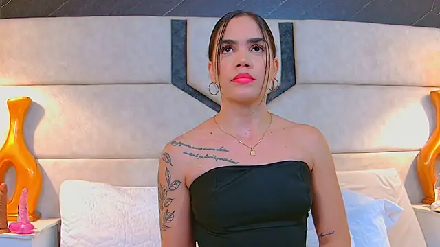 Snapshot of April_Cutee chatting on 3, 3, 2025 April Cutee online show from 3, 3, 2025