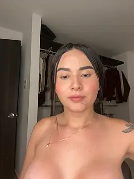 jailyncam  online show from 28, 4, 2026