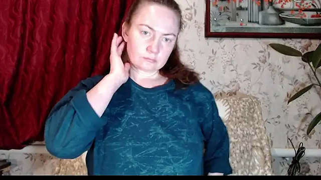 Snapshot of EmilyDoth chatting on 13, 2, 2026 EmilyDoth online show from 13, 2, 2026