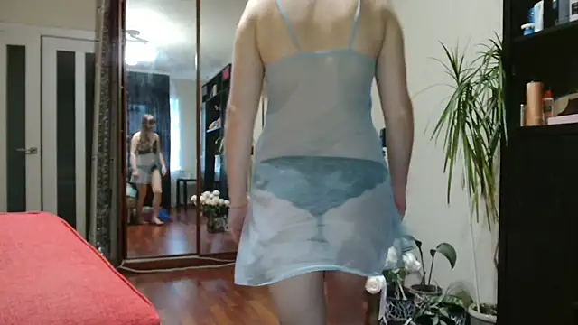 KiraGoldens online show from 7, 11, 2025