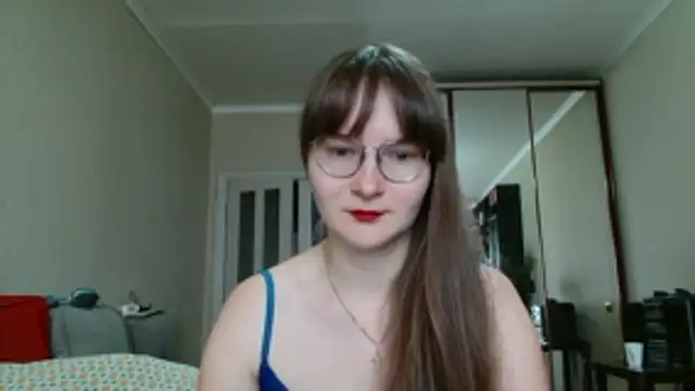 KiraGoldens online show from 11, 6, 2026