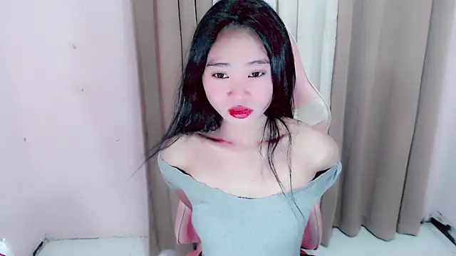 amomentoflust69 online show from 1, 3, 2026