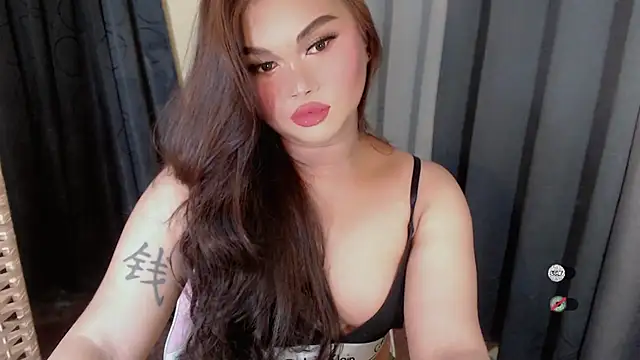 Snapshot of afilipinainLA chatting on 22, 10, 2025 afilipinainLA online show from 22, 10, 2025