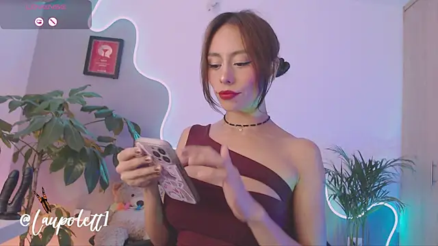 Snapshot of LauPolett chatting on 29, 1, 2025 LauPolett online show from 29, 1, 2025