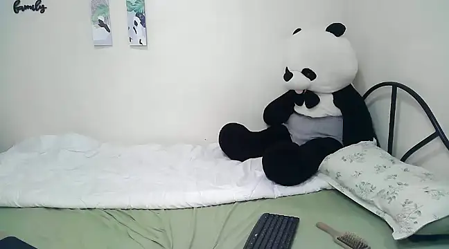 Snapshot of rihanna22 chatting on 20, 1, 2025 rihanna22 online show from 20, 1, 2025