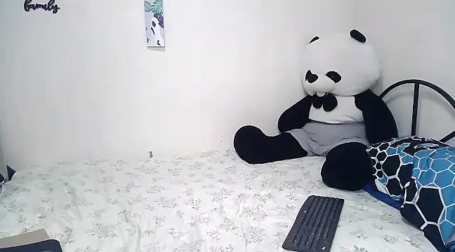 Snapshot of rihanna22 chatting on 20, 2, 2025 rihanna22 online show from 20, 2, 2025