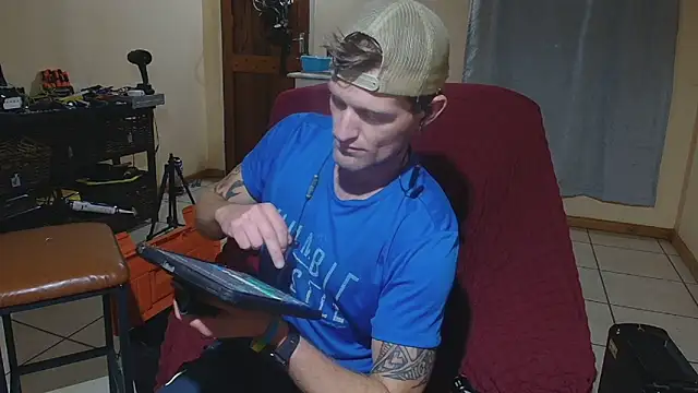 the-billy-blue online show from 25, 4, 2026