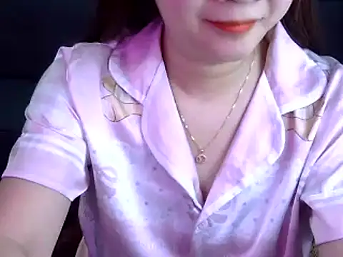 Bee 2k online show from 3, 2, 2026