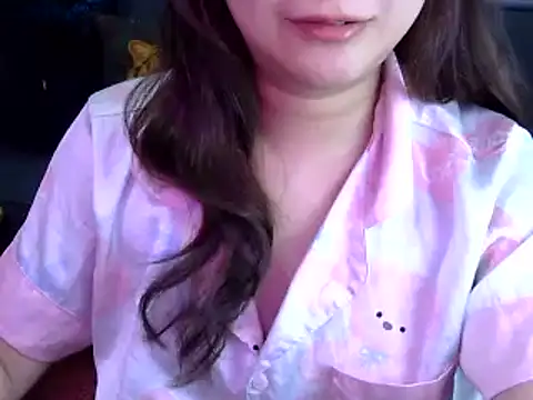 Bee 2k online show from 12, 3, 2026