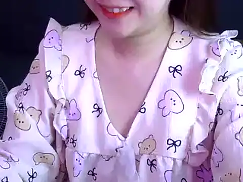 Bee 2k online show from 21, 12, 2025