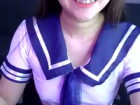 Snapshot of Bee_2k chatting on 14, 11, 2025 Bee 2k online show from 14, 11, 2025