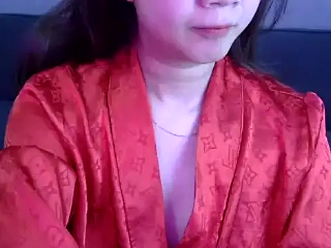 Snapshot of Bee_2k chatting on 16, 5, 2026 Bee 2k online show from 16, 5, 2026