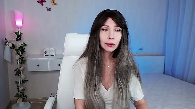 wendifoste online show from 6, 12, 2024