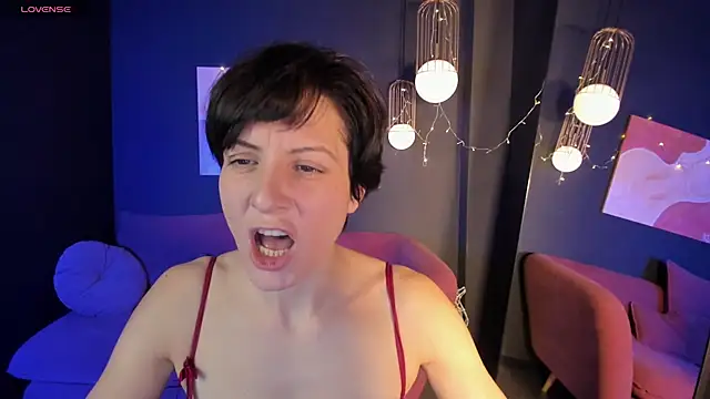 LorenDaze online show from 11, 1, 2025