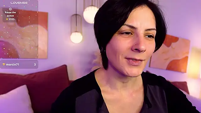 LorenDaze online show from 12, 1, 2026