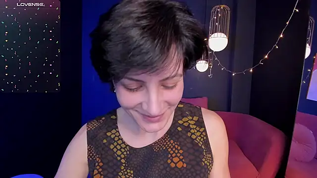 LorenDaze online show from 22, 2, 2025