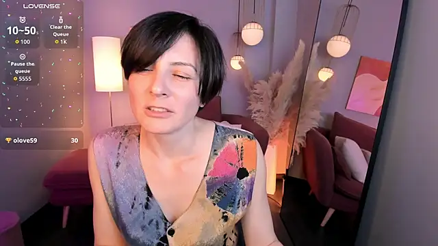 LorenDaze online show from 21, 7, 2026