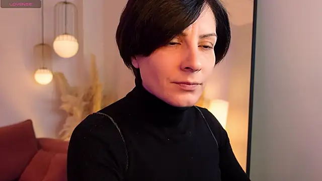 LorenDaze online show from 12, 2, 2026