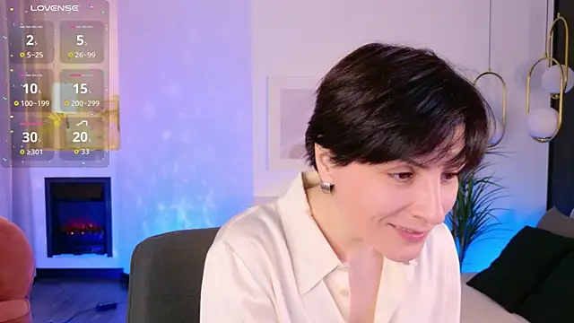 LorenDaze online show from 4, 4, 2026