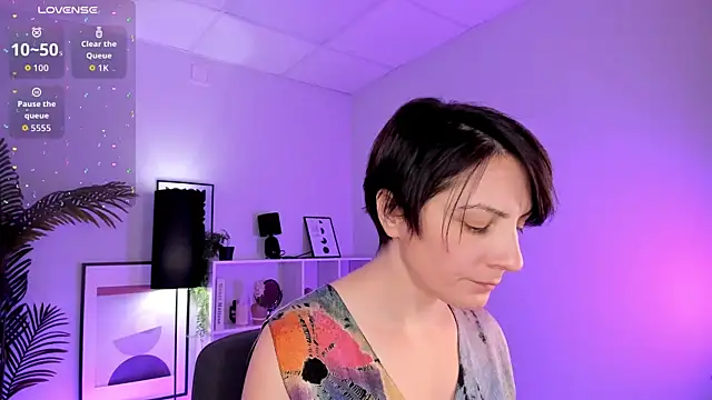 LorenDaze online show from 22, 7, 2026